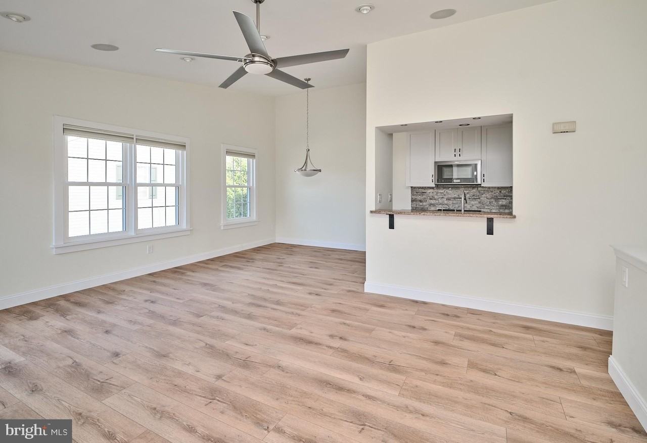 171 Shire Dr #17A - Photo 2 of 23