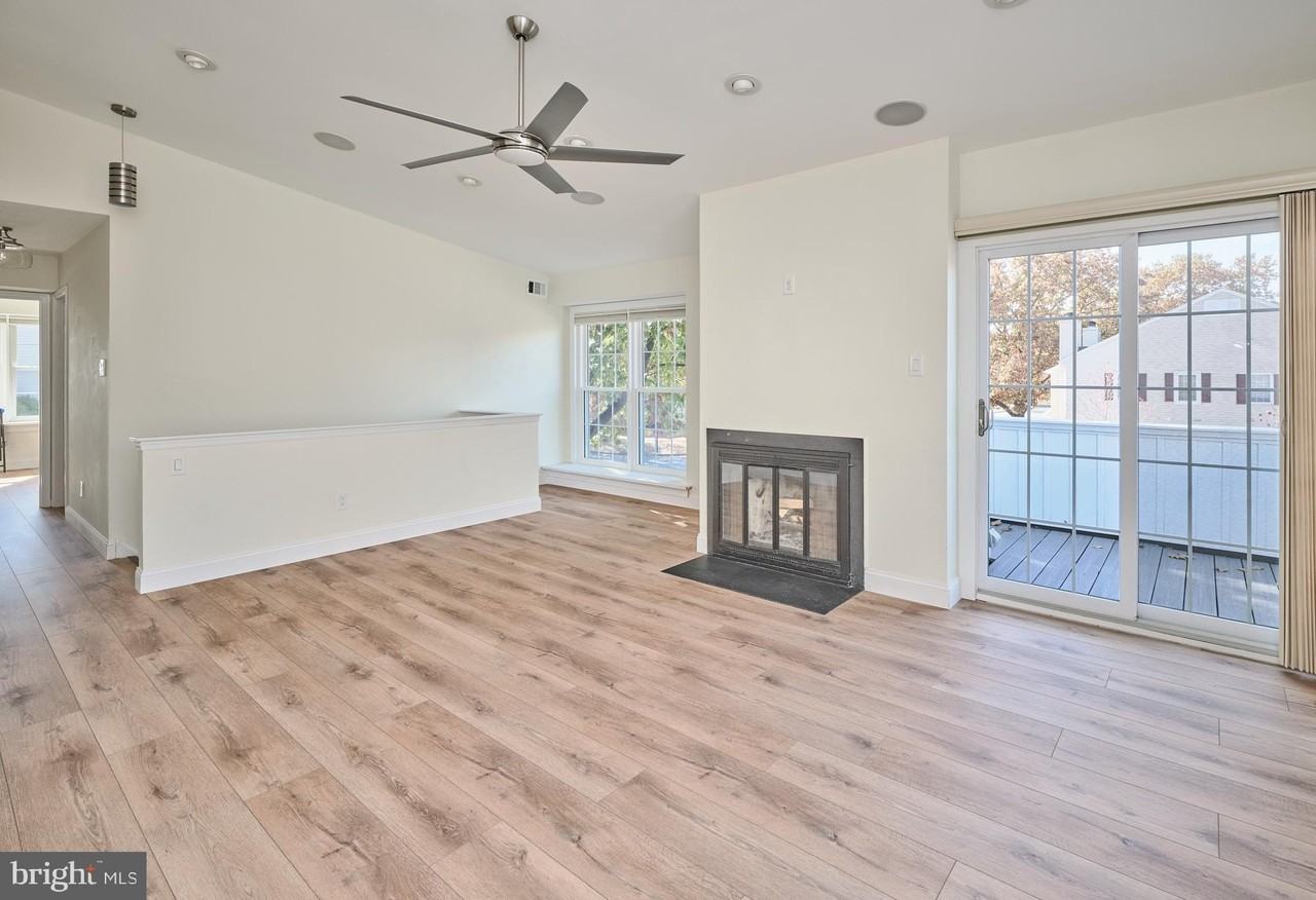 171 Shire Dr #17A - Photo 3 of 23