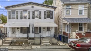 featured image of 11 Plum St