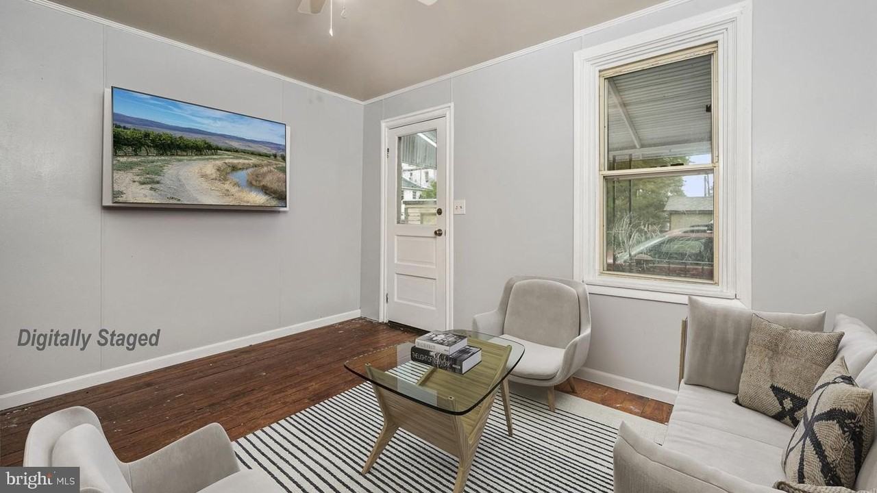 11 Plum St - Photo 4 of 24