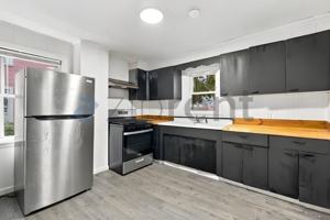 featured image of 302 Laurel Hill Ave