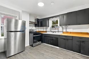 302 Laurel Hill Ave - Photo 1 of 1