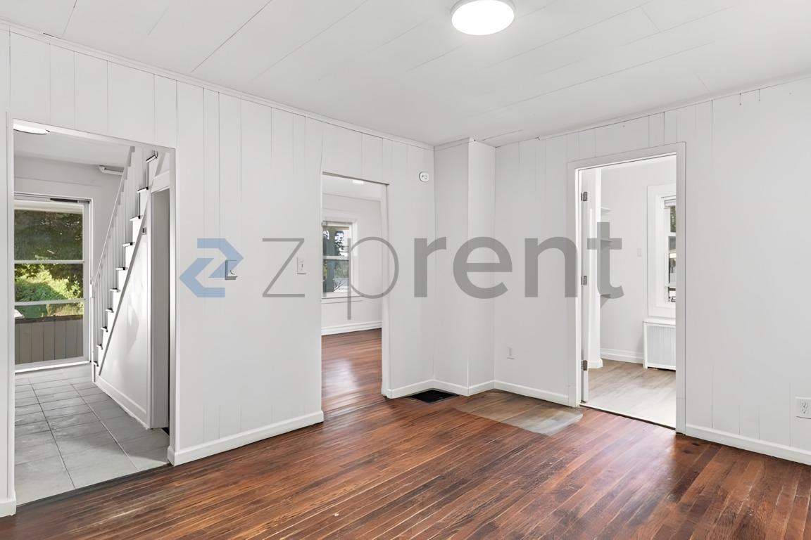 302 Laurel Hill Ave - Photo 5 of 36