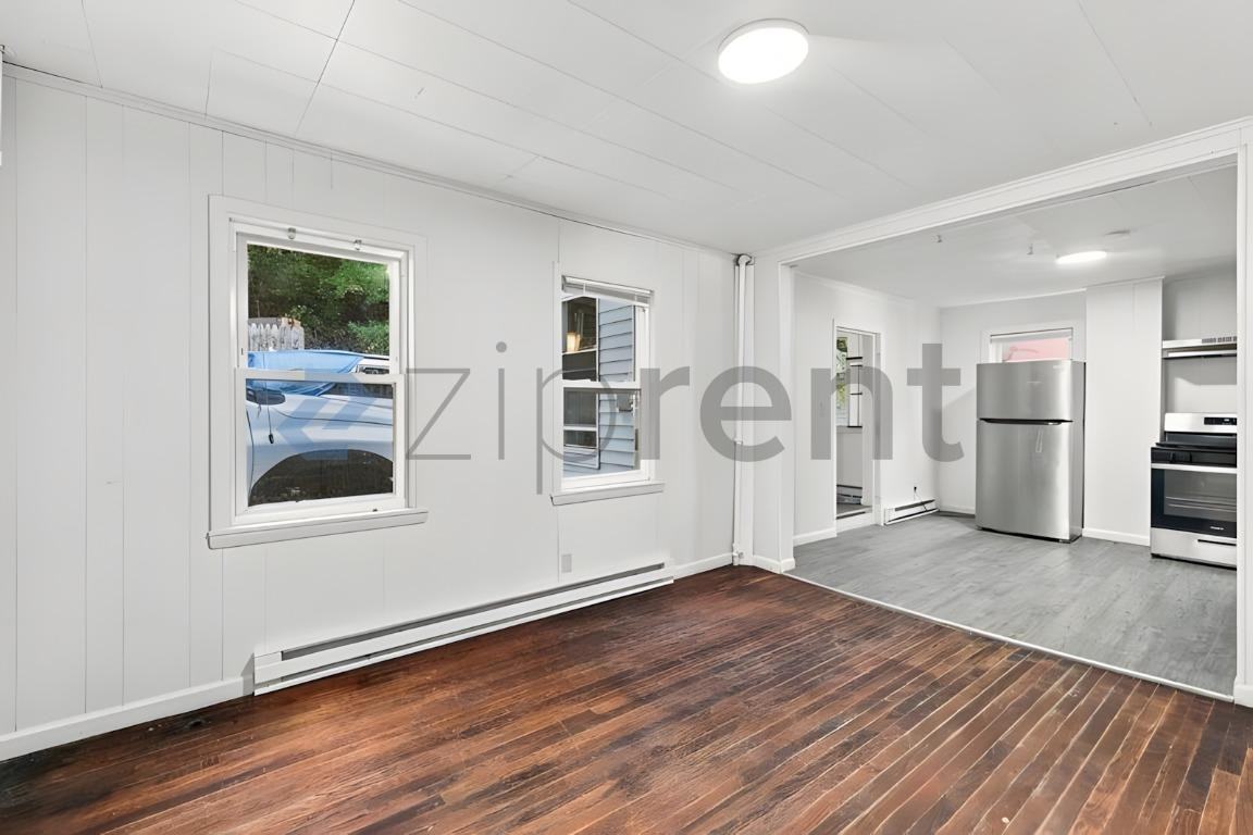302 Laurel Hill Ave - Photo 7 of 36