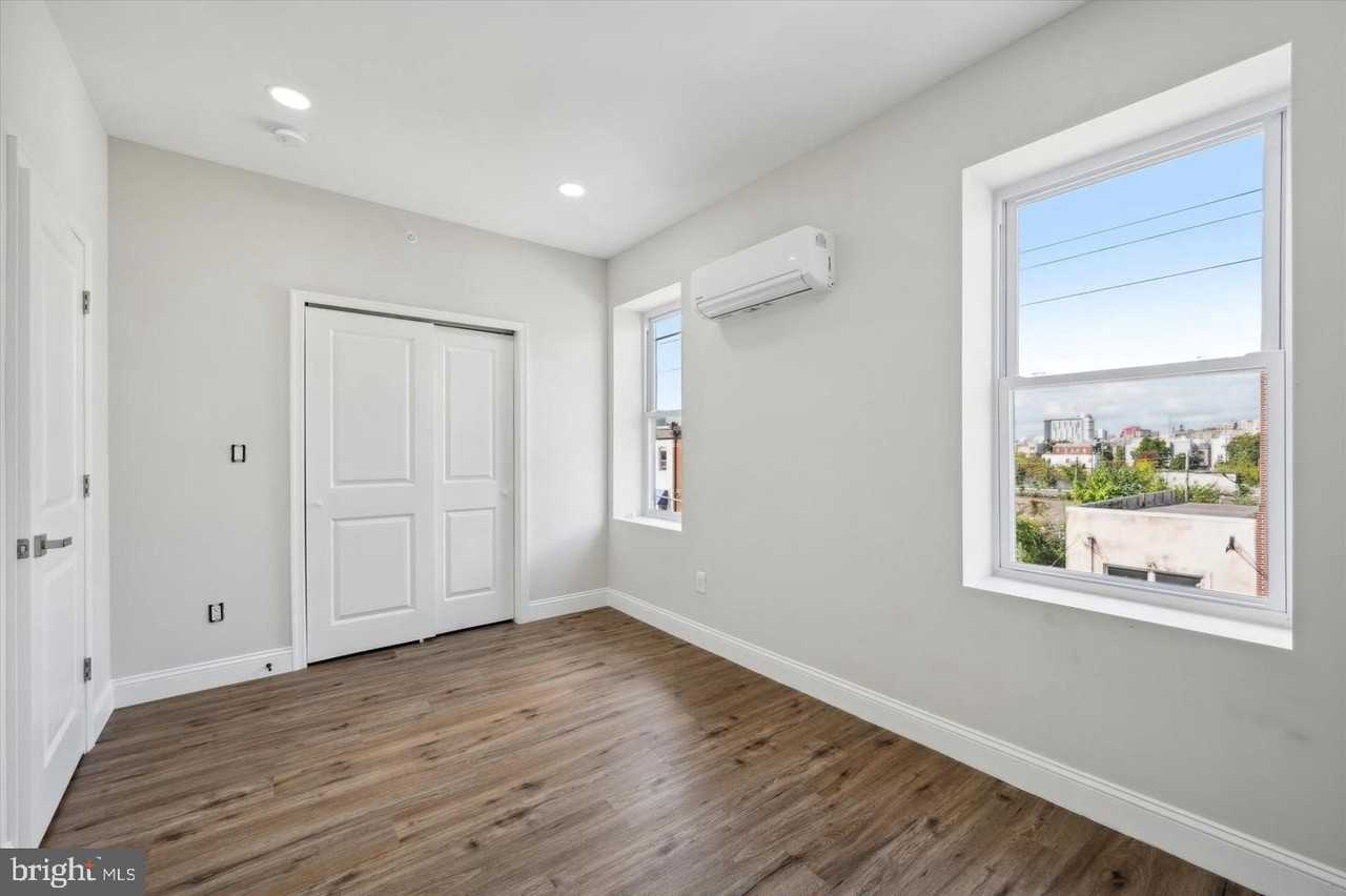 1921 N 2nd St #C - Photo 6 of 9