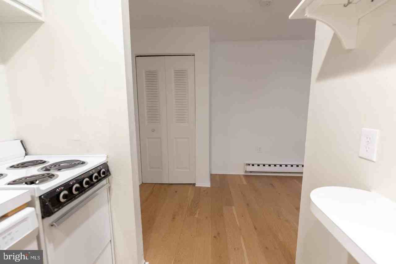 2311 Spruce St #204 - Photo 7 of 34