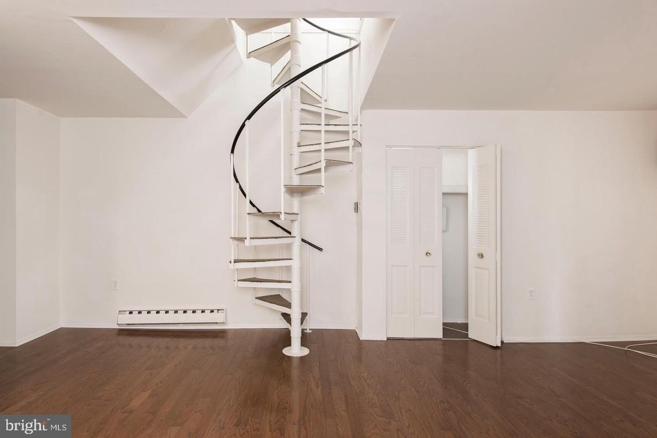 2311 Spruce St #202 - Photo 3 of 14