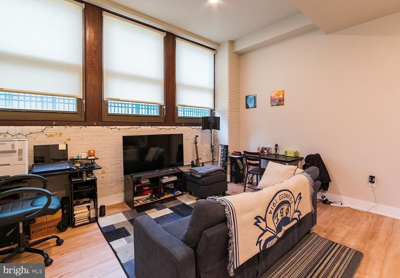 1300 S 19th St #14 - Photo 2 of 15