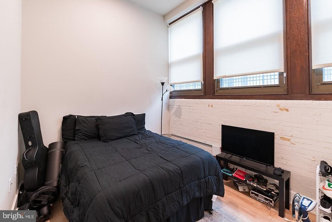 1300 S 19th St #14 - Photo 5 of 15