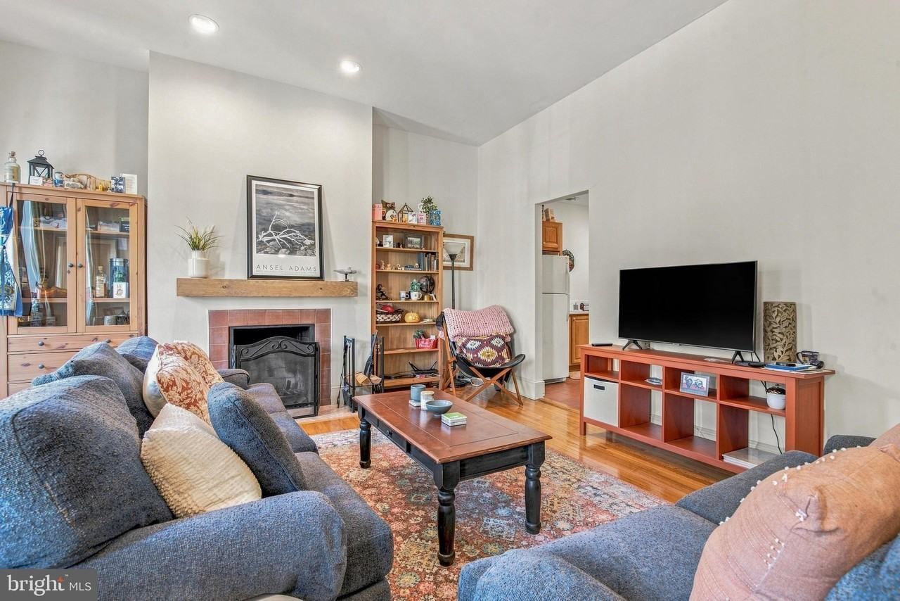 1130 Spruce St #2A - Photo 6 of 24