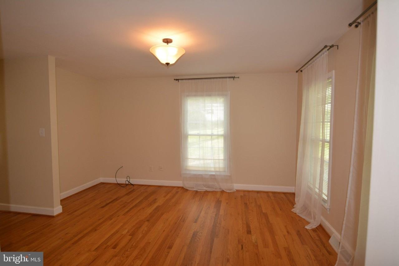 4216 Mosby St - Photo 2 of 20