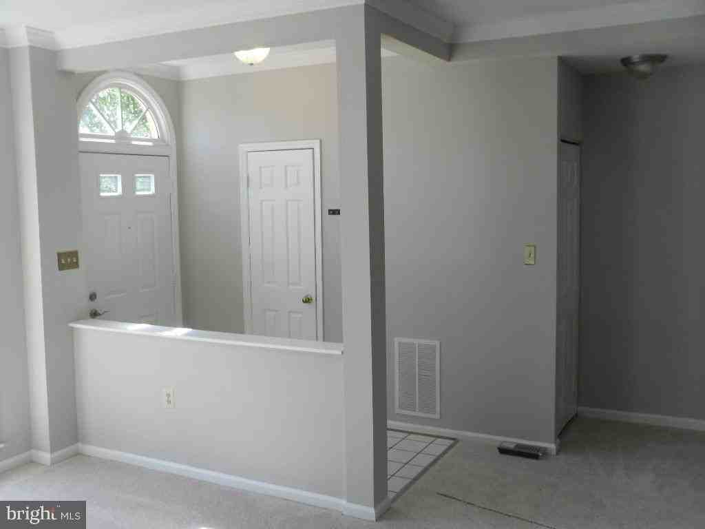 13312 Foxhole Dr - Photo 3 of 28