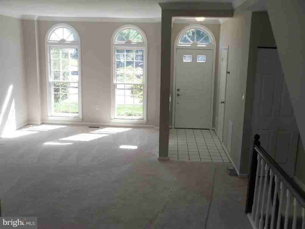 13312 Foxhole Dr - Photo 5 of 28