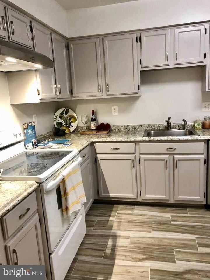 4429 Holly Ave - Photo 2 of 11