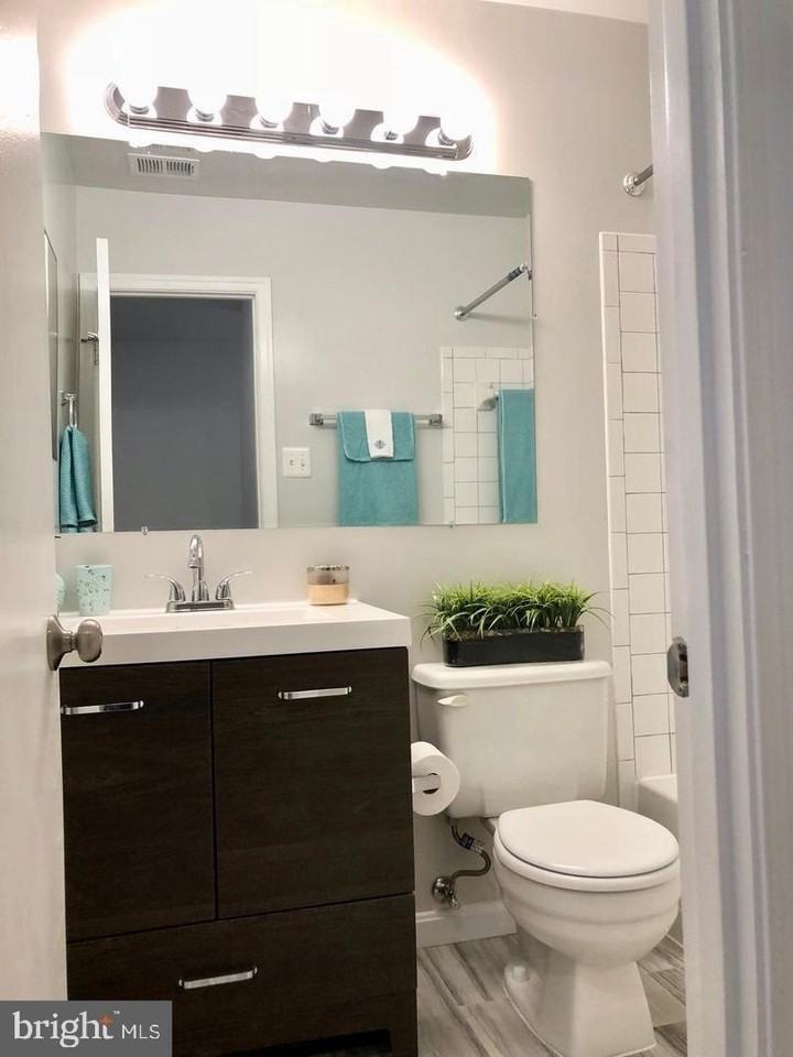 4429 Holly Ave - Photo 7 of 11