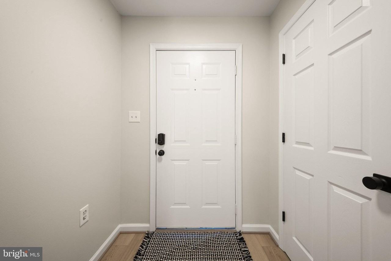 17357 Legacy Ter - Photo 4 of 34