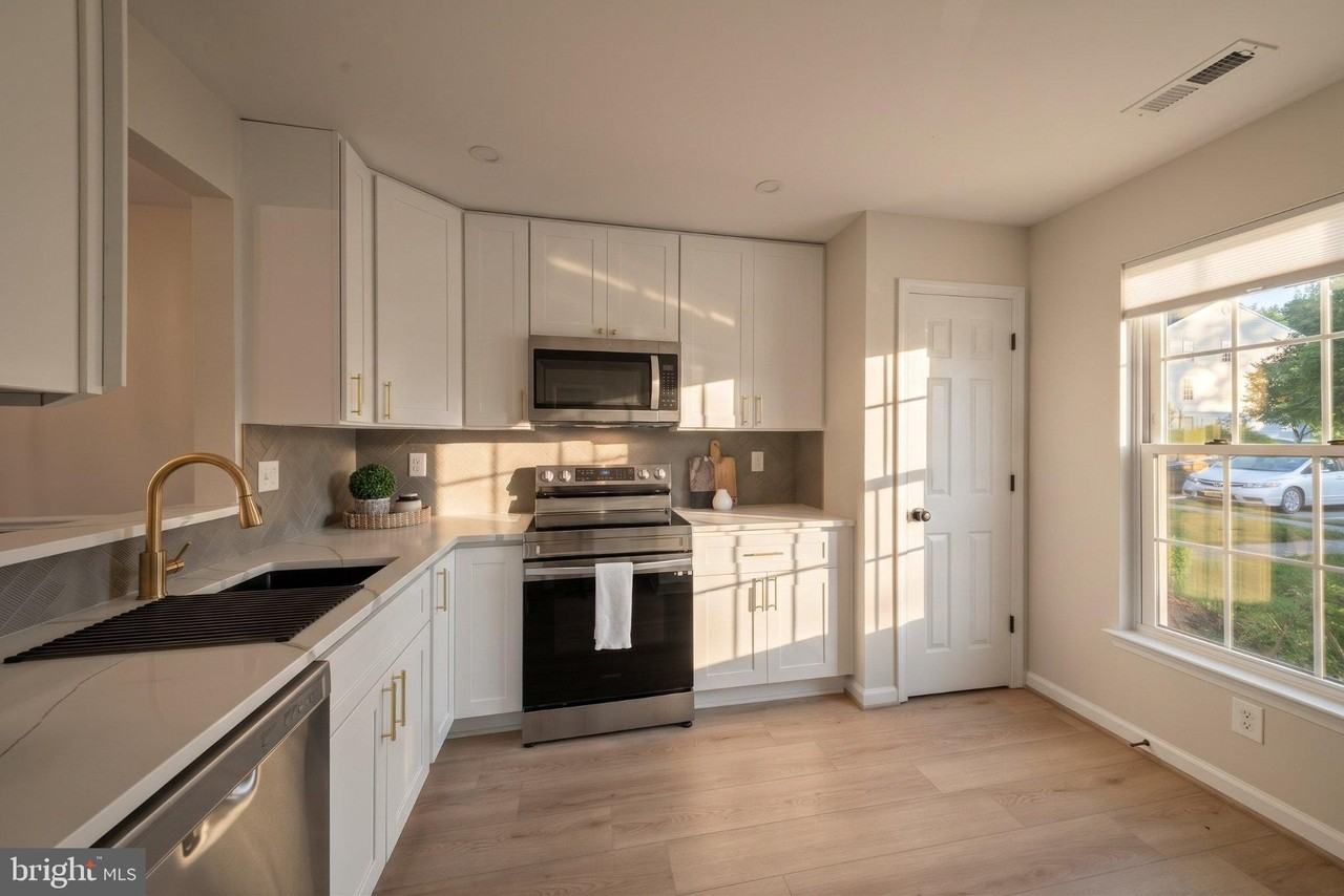 17357 Legacy Ter - Photo 5 of 34