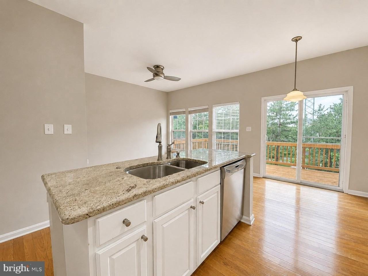 21002 Kittanning Ln - Photo 3 of 39
