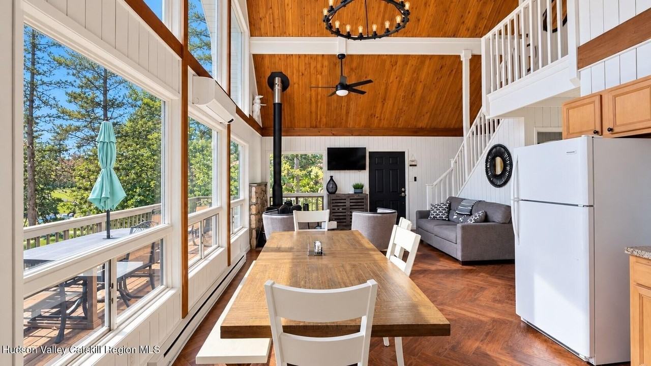 29 Fairy Ct - Photo 2 of 31
