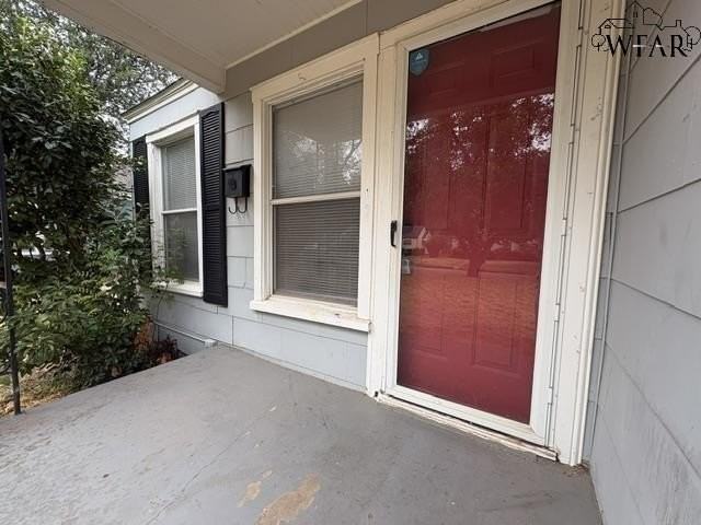 1626 Ardath Ave - Photo 2 of 13