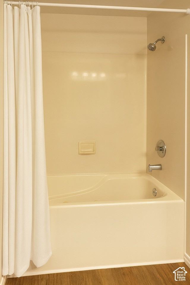 125 W 870 N - Photo 4 of 8