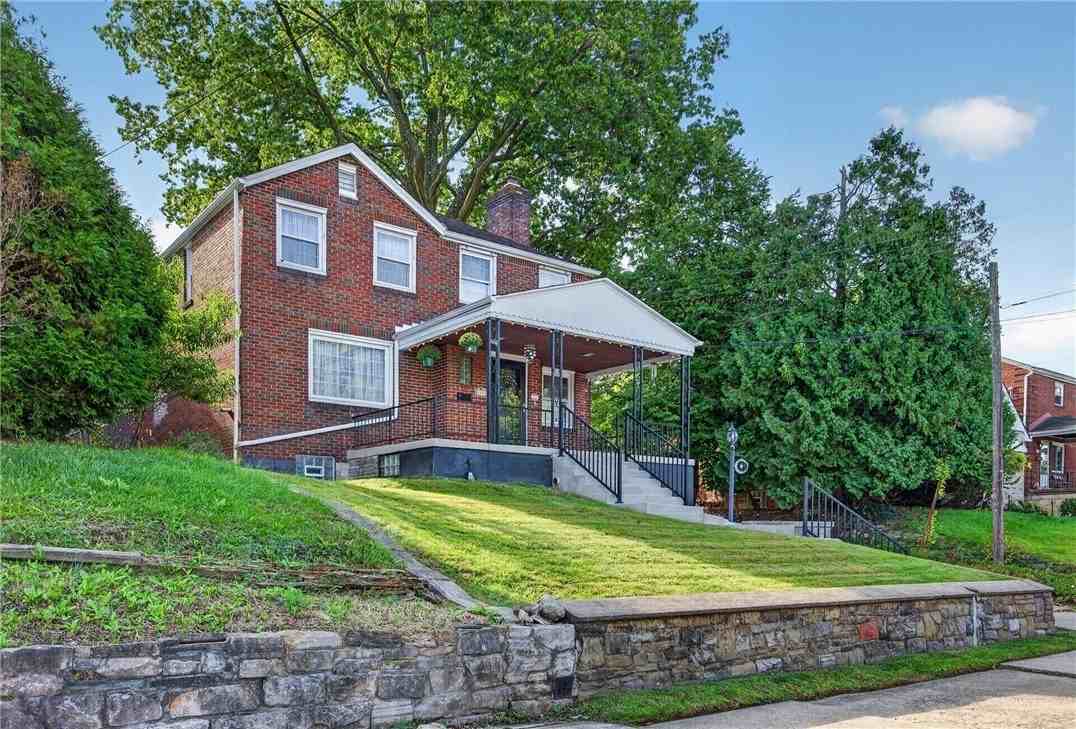 1542 Hawthorne St - Photo 2 of 42