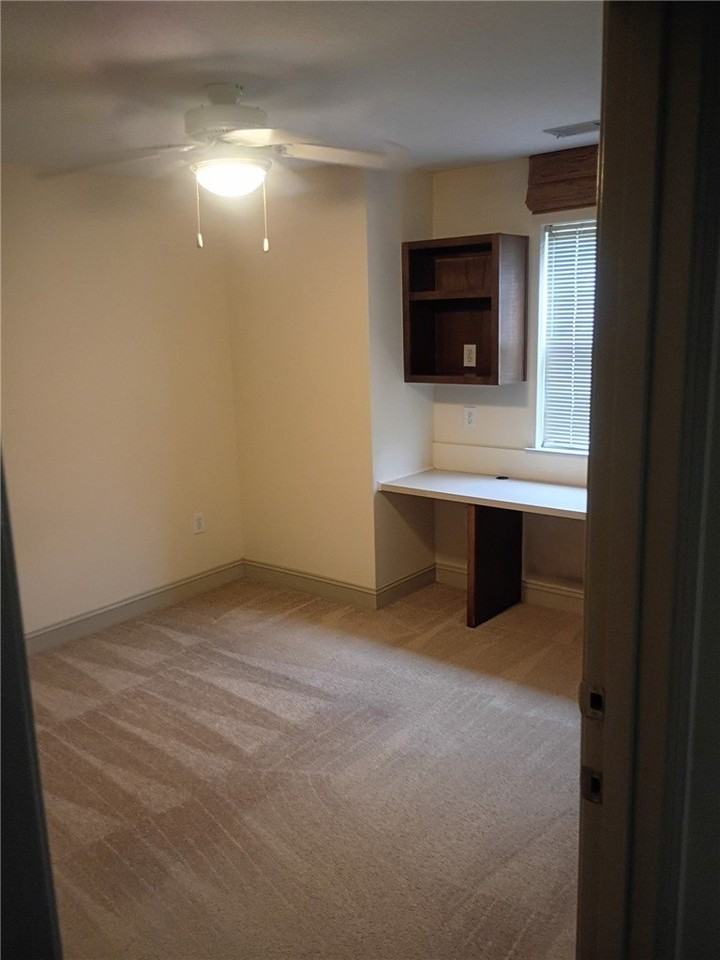 203 Kelly Rd #431 - Photo 3 of 7