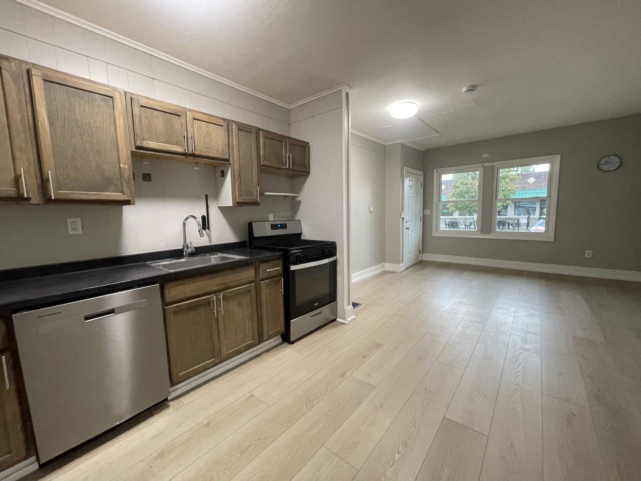 106 North Main Street #B - Photo 6 of 20