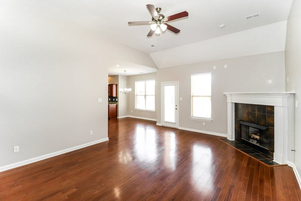 5011 Delaney Valley Ln - Photo 6 of 17