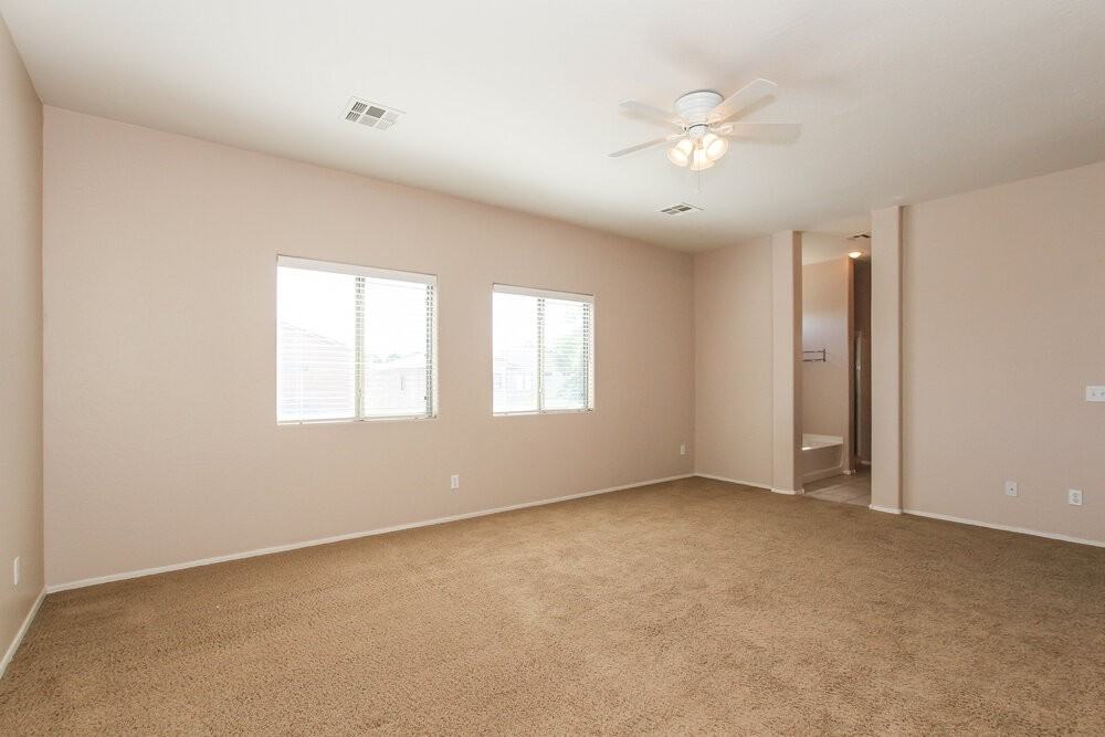 16865 W Rimrock St - Photo 7 of 15