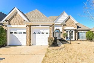 4929 Rosebrook Cir W - Photo 1 of 1
