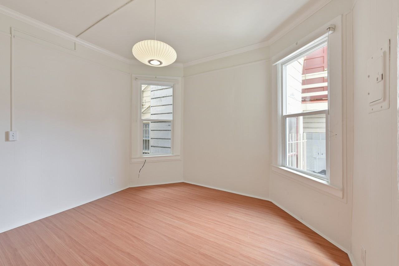 60 Woodward St #60 - Photo 7 of 17