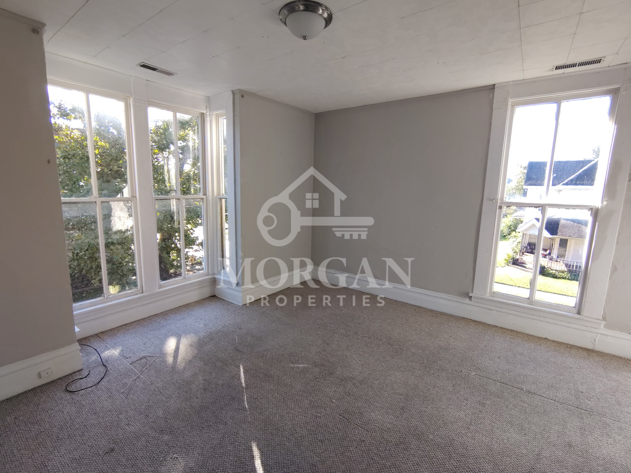 325 S 12th St #2 - Photo 2 of 6
