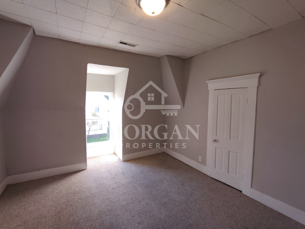 325 S 12th St #2 - Photo 5 of 6