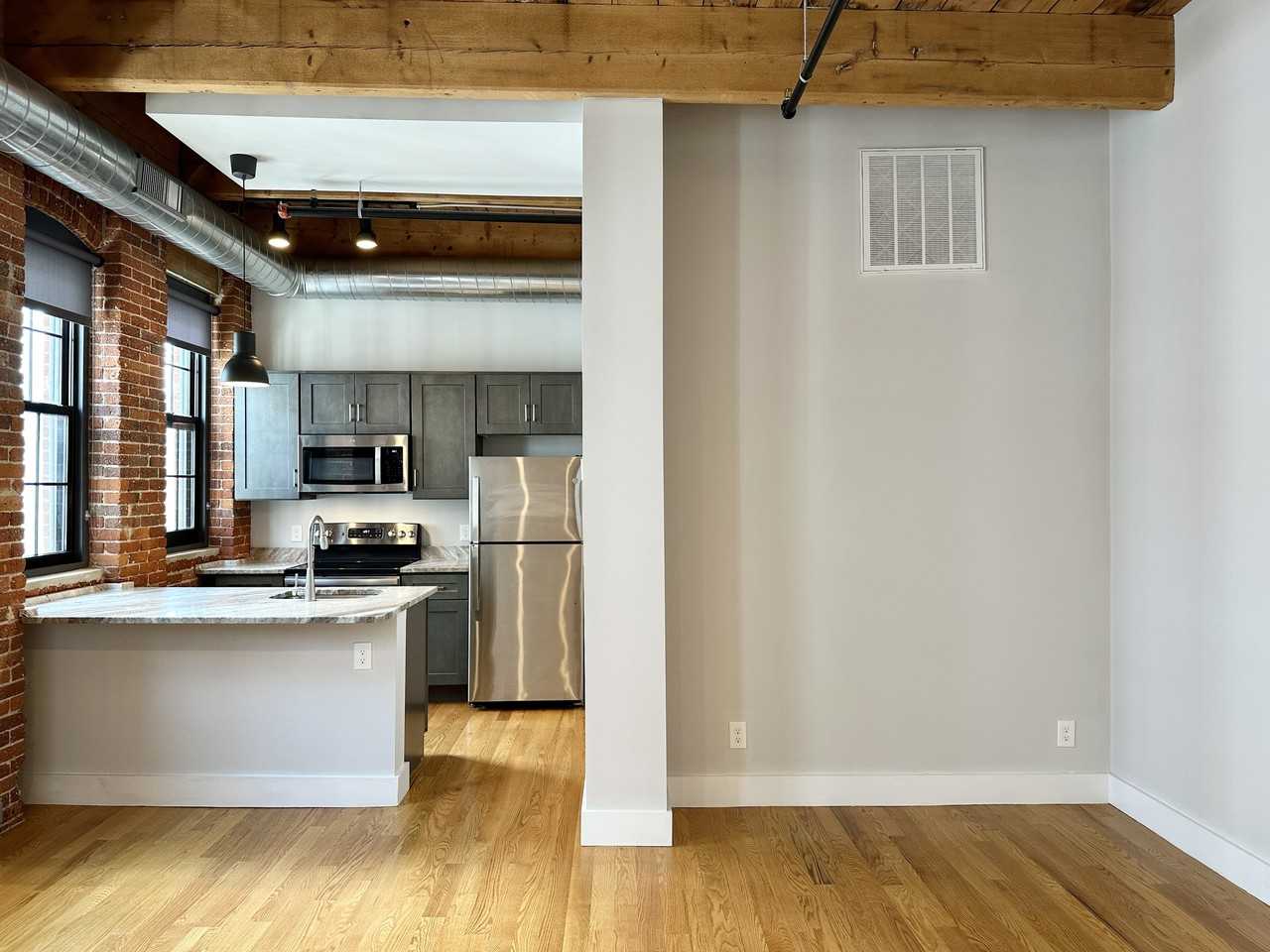 128 Chandler St #402 - Photo 2 of 14