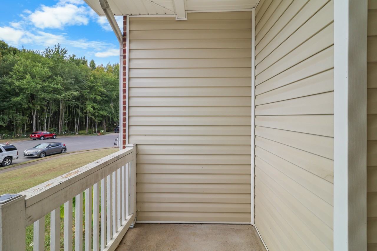 341 Woodtrace Dr #1 - Photo 4 of 30