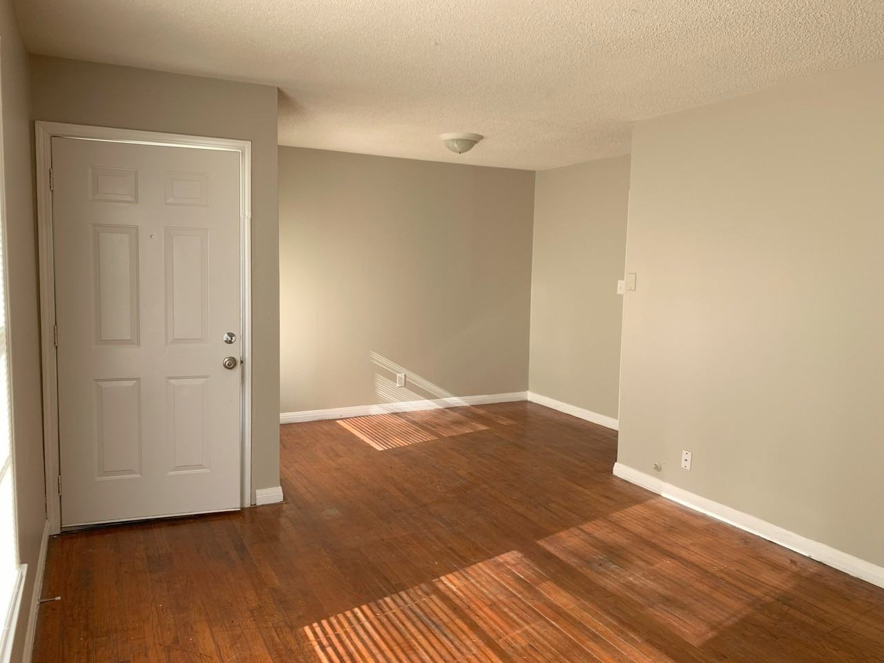 1820 Nelva St #1 - Photo 3 of 14