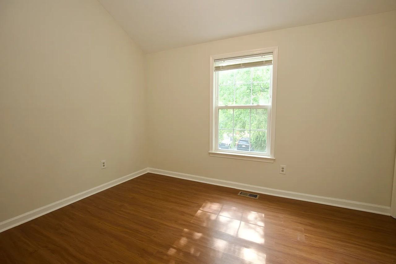 25 Prairie Landing Court - Photo 7 of 15