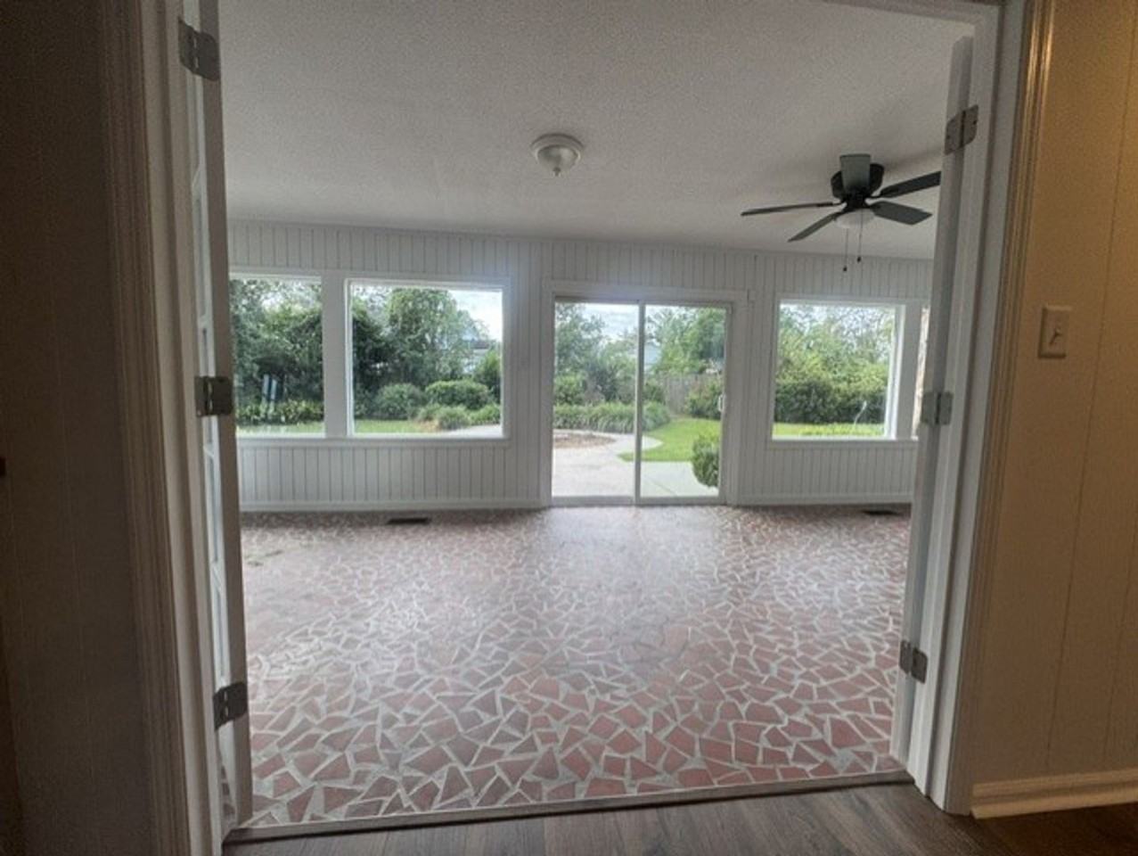 609 Mack Dr - Photo 4 of 22