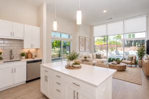 featured image of 100 Pine St W