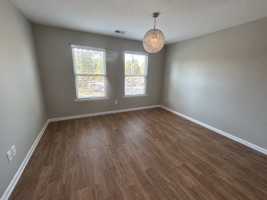 featured image of 925 Glenn St
