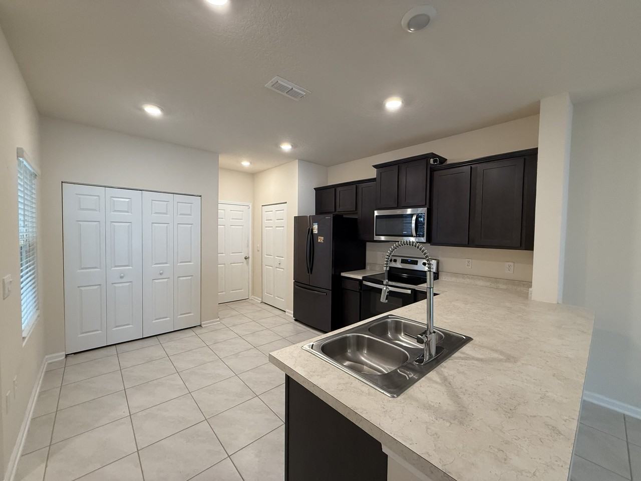 967 Observatory Parkway - 1 - 1 #1 - Photo 4 of 15