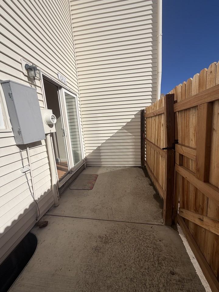 15761 E 13th Pl #1 - Photo 7 of 19