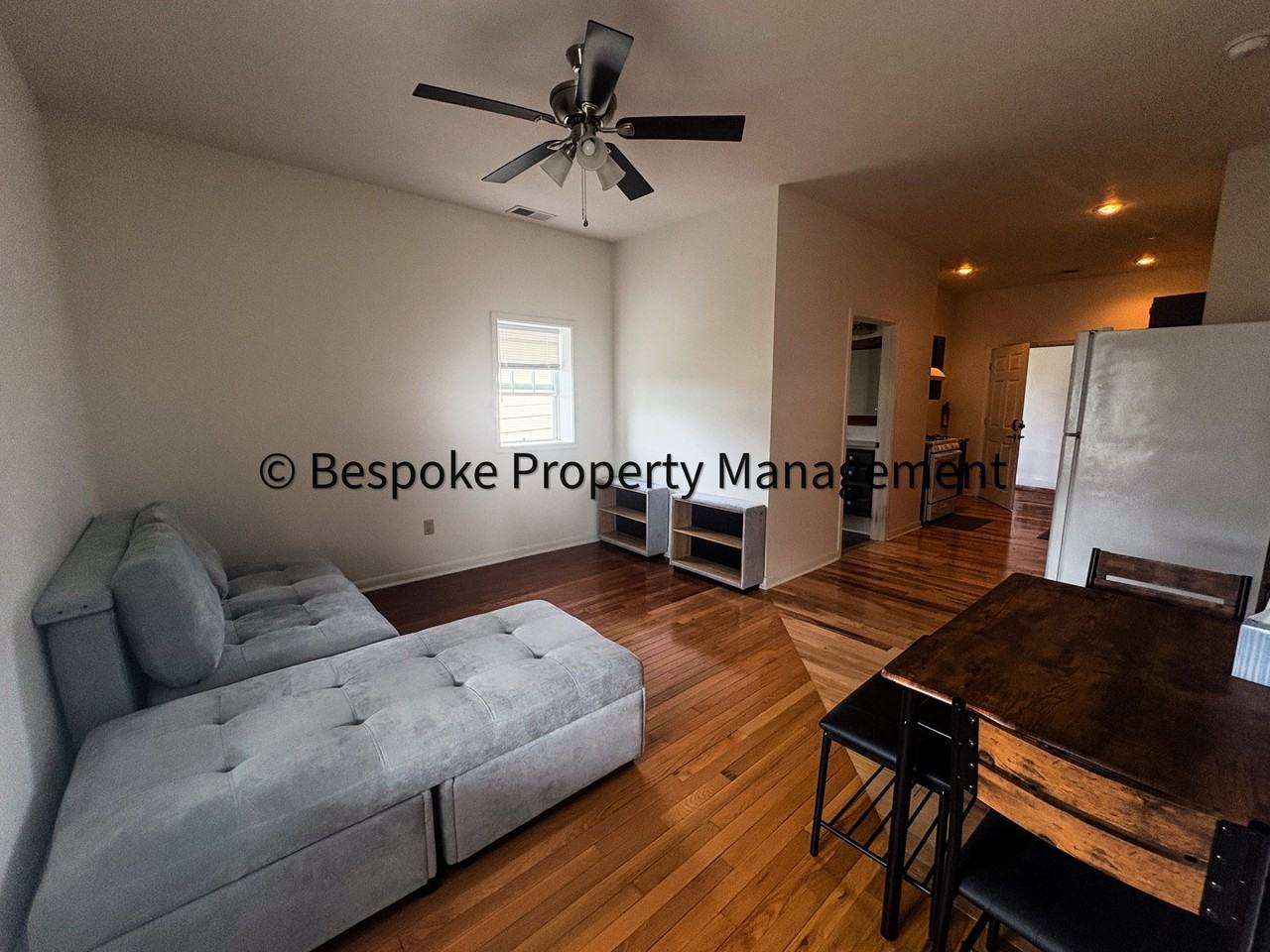 2027 Hamill Ave #B - Photo 4 of 8