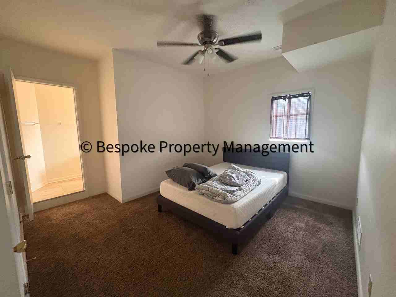 2027 Hamill Ave #B - Photo 7 of 8