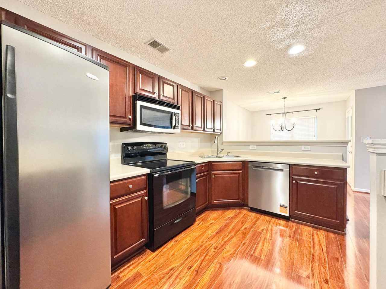 5623 Fellowship Dr - Photo 6 of 18