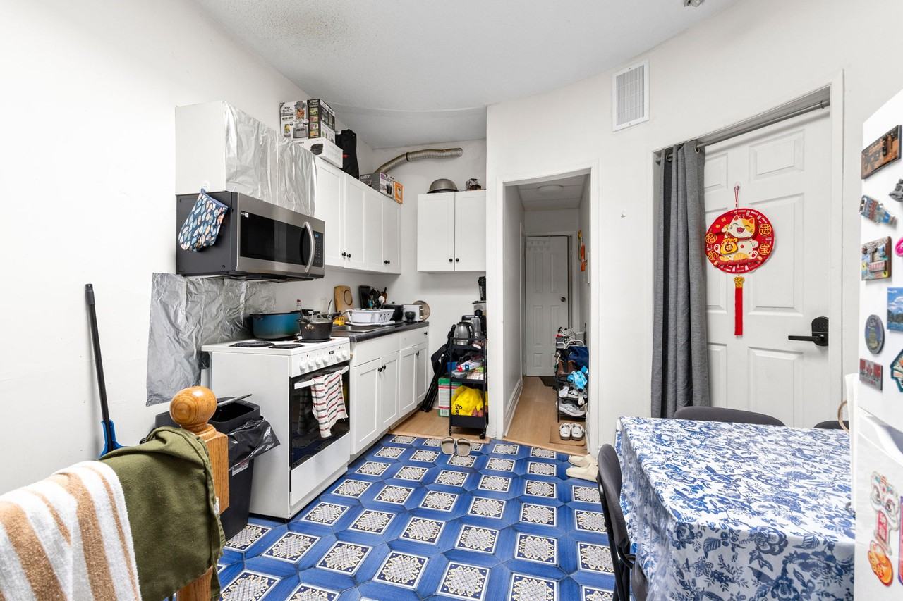 1080 Dovercourt Road #2 - Photo 4 of 15