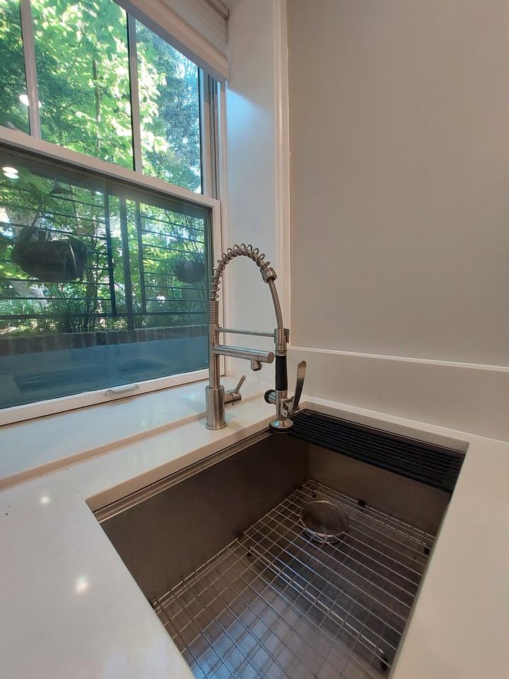 2634 39th Street Northwest #3 - Photo 7 of 33