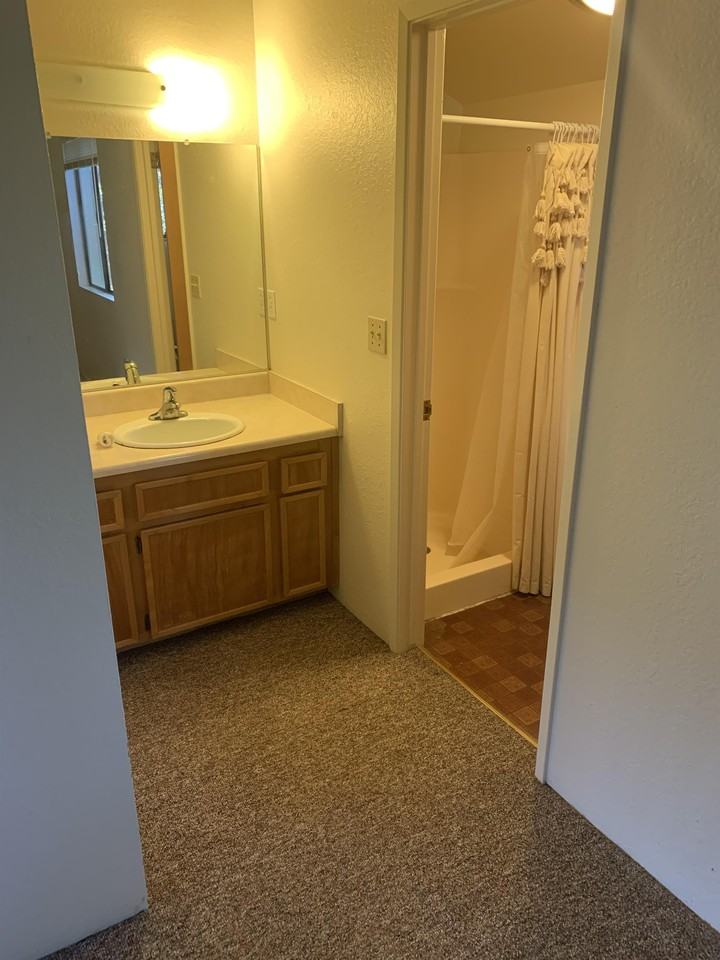 Highland 585 - Photo 6 of 6