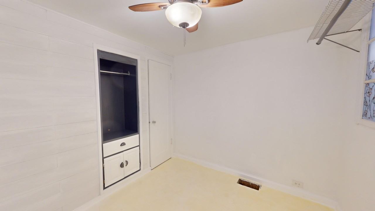 47 S Ogden Street - Photo 3 of 27